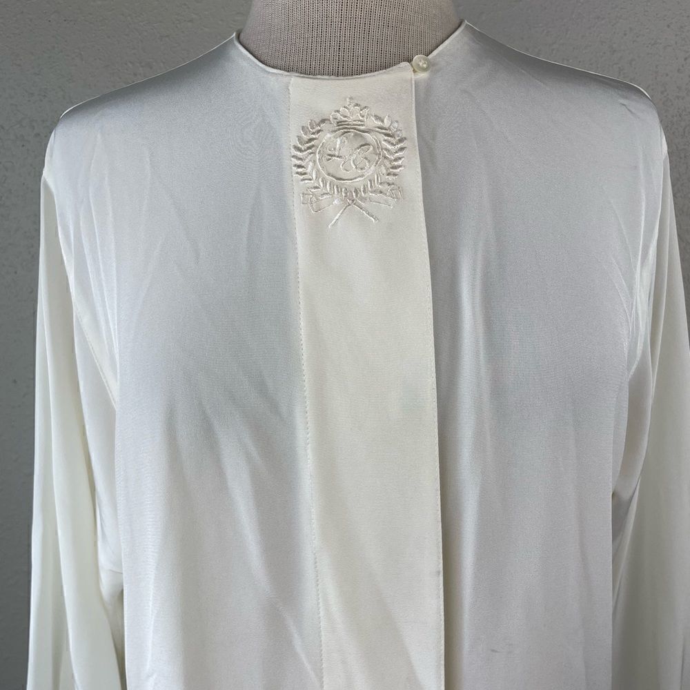 Liz Claiborne Collection White Collarless Button Down Shirt Size 10P EUC - Picture 2 of 6